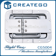 metal strut hinge for fly case