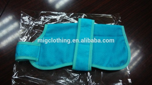 Cooling vests for dogs