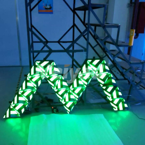 SMD indoor background dj stage led screen triangle