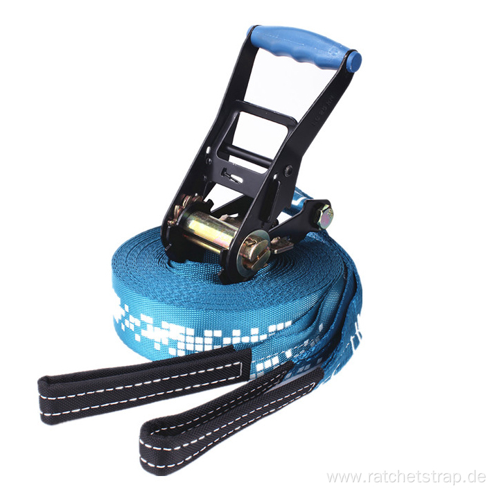 Slackline With Customized Ergo Ratchet Tie Down