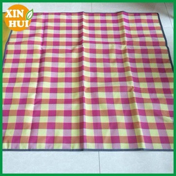 Durable Folded PE picnic mat for outdoor