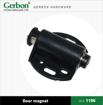 Single Magnetic Touch latch