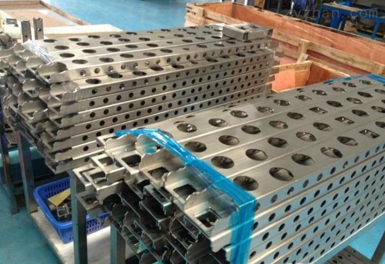 Slotted steel pipe Welded Perforated 304 Stainless Steel Tube