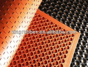 Interlocking kitchen mat rubber grill mat with open-cell