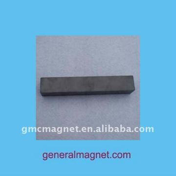 Anisotropic ferrite magnet