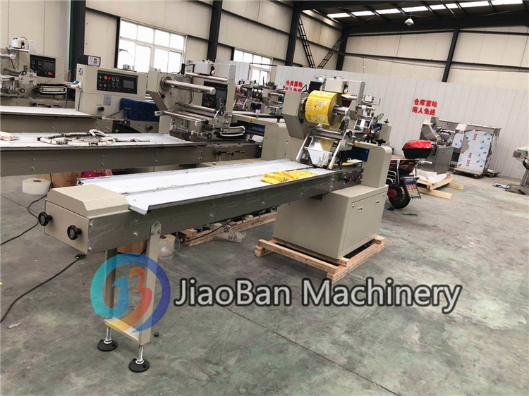 JB-250 Fully Automatic Pillow Flow Pack Mask Machine and Surgical Medical Disposable Face Mask Packing Machine