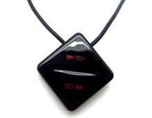 Novelty Mac Pc Necklace 1gb, 2gb, 4gb Mini Clip Mp3 Player Supports Wma Audio Format
