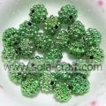 Perles de baies métalliques en plastique de couleur verte de charme 10MM