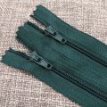 Various colour 10inch nylon zippers in bulk