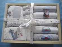 2014 Latest Cute Style Comfortable Baby Clothes Set