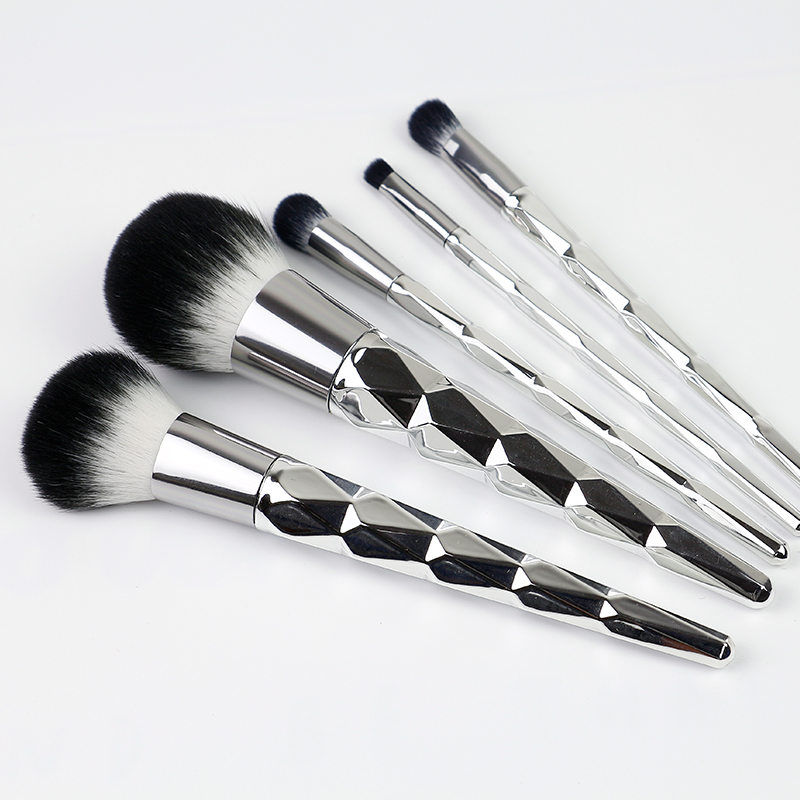 Diamond Unicorn Makeup Brush