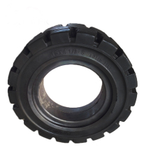 Typical electric forklift solid tires 15x4 1/2-8