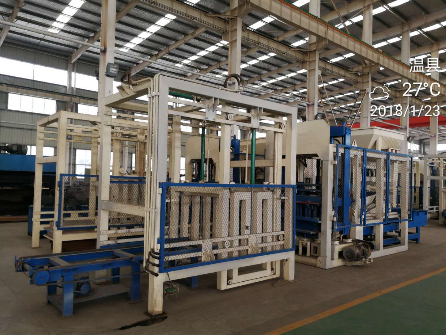 15-18 Seconds for One Sheet Automatic Concrete Brick Factory With Manufacturing Brick Machine