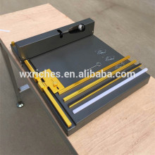 Lightweight portable cardboard box folding machine for homeuse