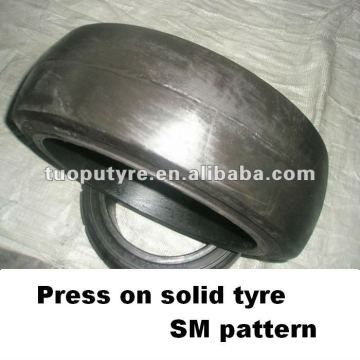 Pattern SM,mould on solid tyre ,22x7x17 3/4 solid tires