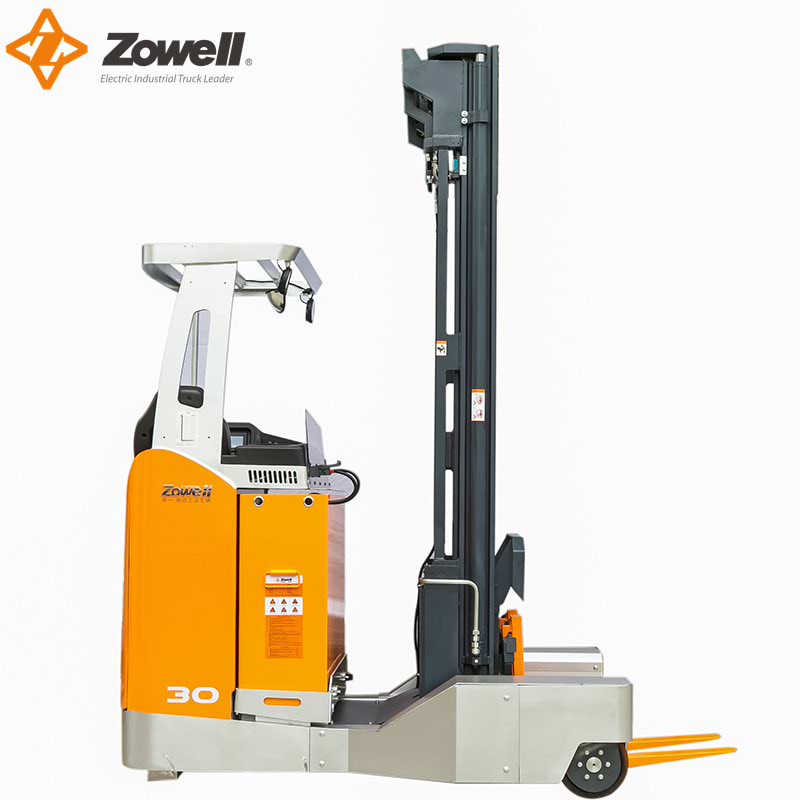 Long material handing multi-way forklifts