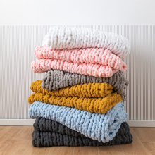 Thick Chunky Chenille Throw Blankets for Winter: Warm and Soft Hand Knit Decorations