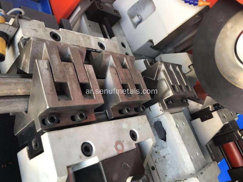 آلة قطع الأنبوب الفولاذي CNC الأوتوماتيكية