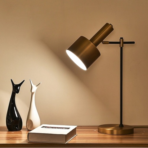 LEDER Dressing Metal Table Lamp