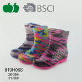 Botas de lluvia coloridas populares de la manera de los niños