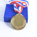 Medalla en blanco de deportes de metal personalizado chapado en oro de alta calidad