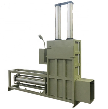 Automatic hank yarn packing machine