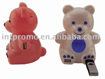 Bear USB hub with clock