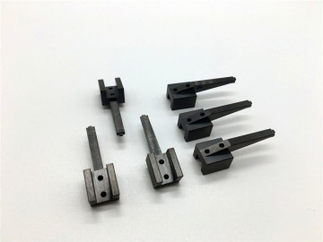 Silicon nitride ceramic jaws for machining ceramic tools