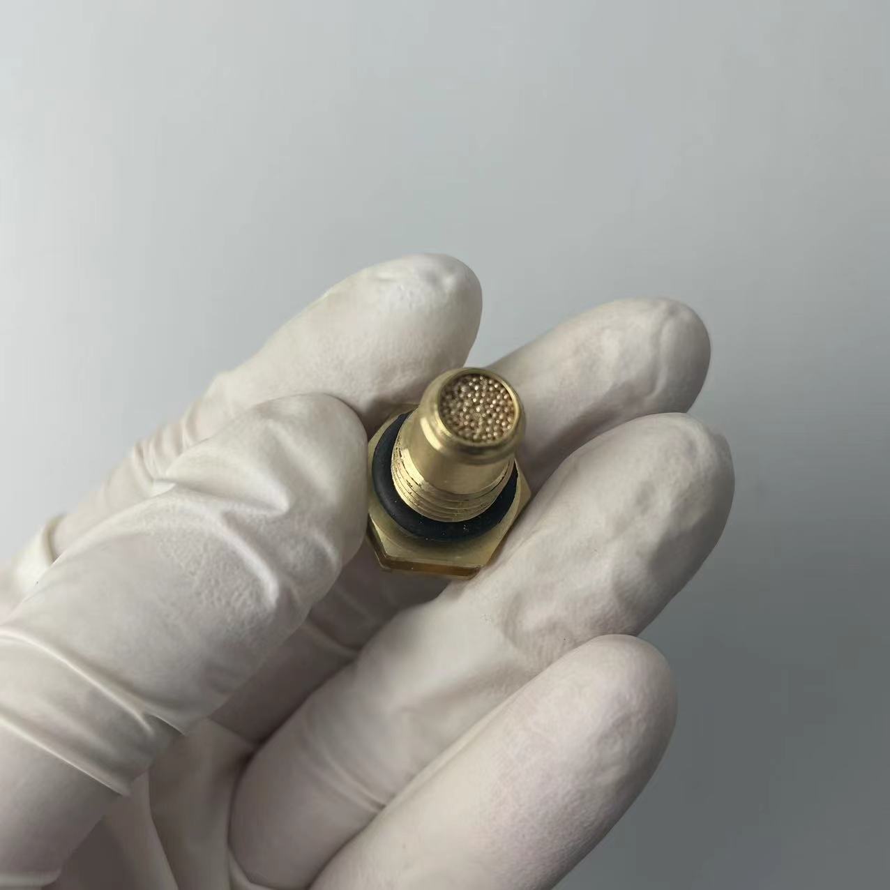 KARL-STORZ Insufflator Cartridge Pressure Relief Valve Copper Powder Sintered Cartridge (4)