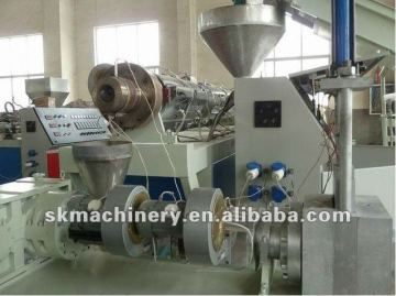 Double-ranks recycling and granulating system