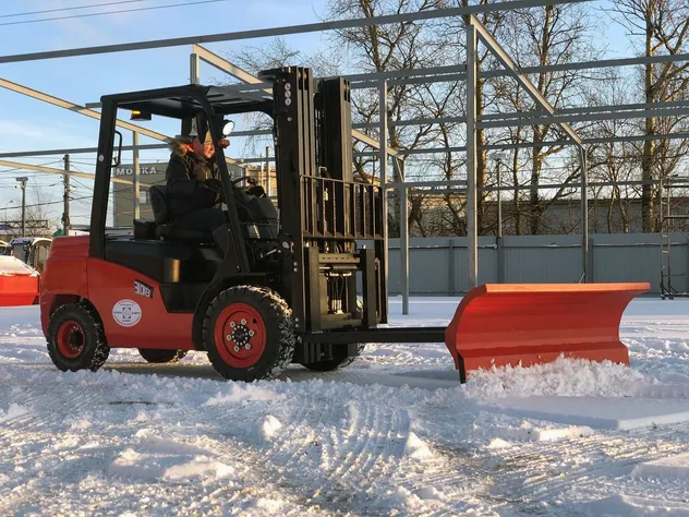 Heavy-Duty 4.0t to 5.0t Diesel Forklift with Rotating Forks Attachment