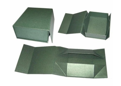 Fashion Cardboard Foldable Box/ Folding Box with Magnets Clousre
