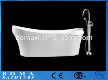Flexible and Durable Hammered Copper Bathtub