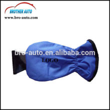 2015 new cheap ABS plastic car ice scraper with glove heated ice scraper