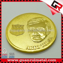 Fashionable Attractive gold plated coins