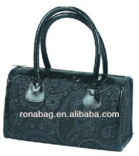 2014 cute wholesale barrel shopping coolerbag with handle