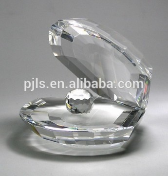 Clear Crystal Shell with Diamond For Lover Gift
