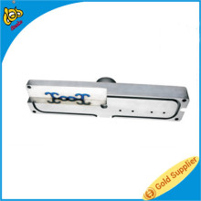 Hot runner spreader plate