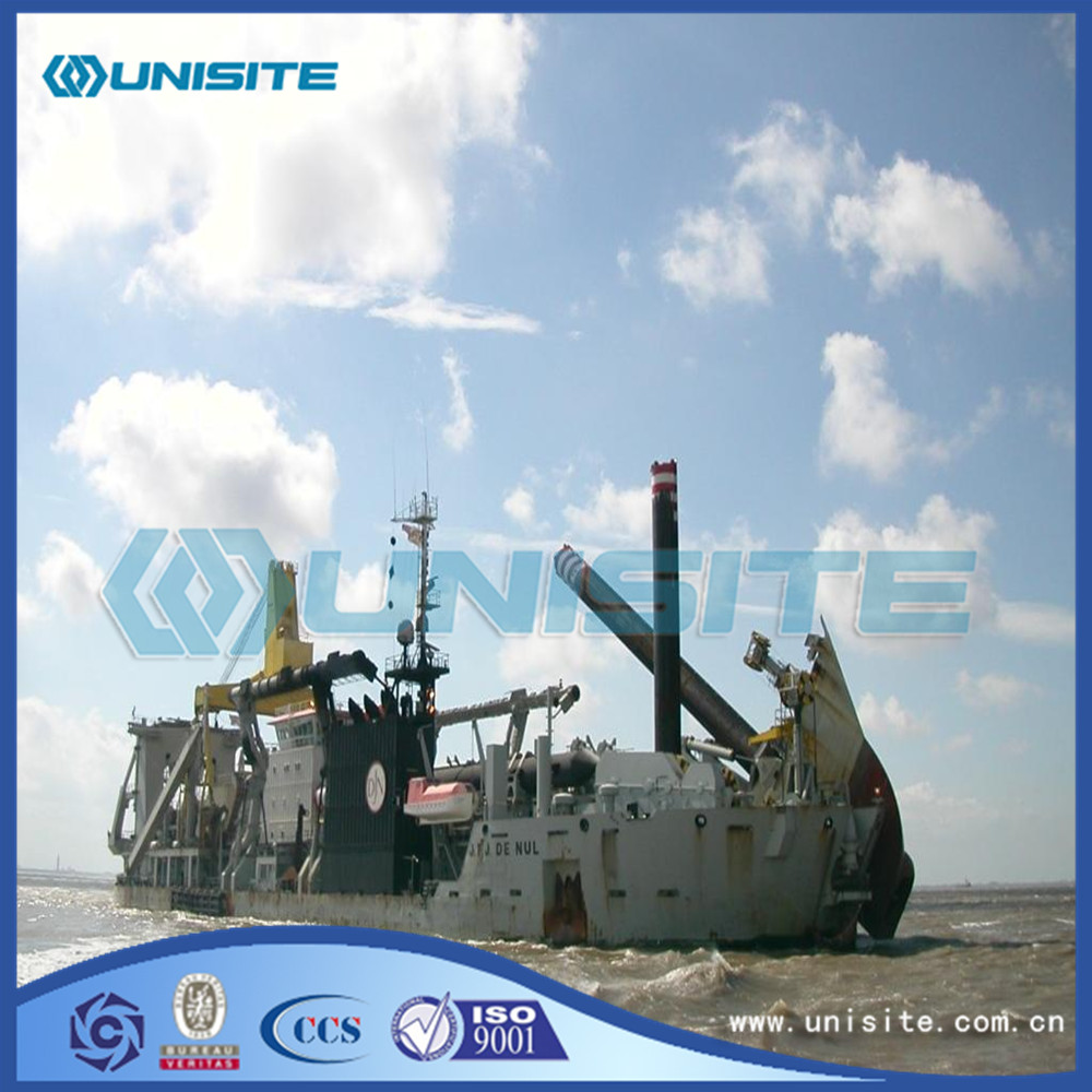 Cutter suction marine dredger