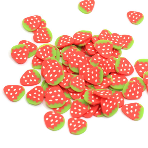 Vente chaude 10 MM tranche polymère Caly rouge fraise forme fruits scintillants pour bricolage à la main Nail Art et Slime pièces