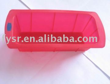 Economic silicone cake mould