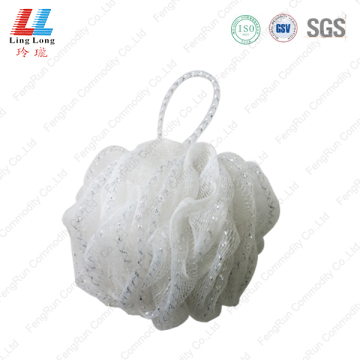 White lace sponge mesh ball