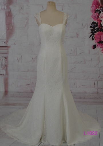 wedding dress sweetheart neckline cap sleeves mermaid lace