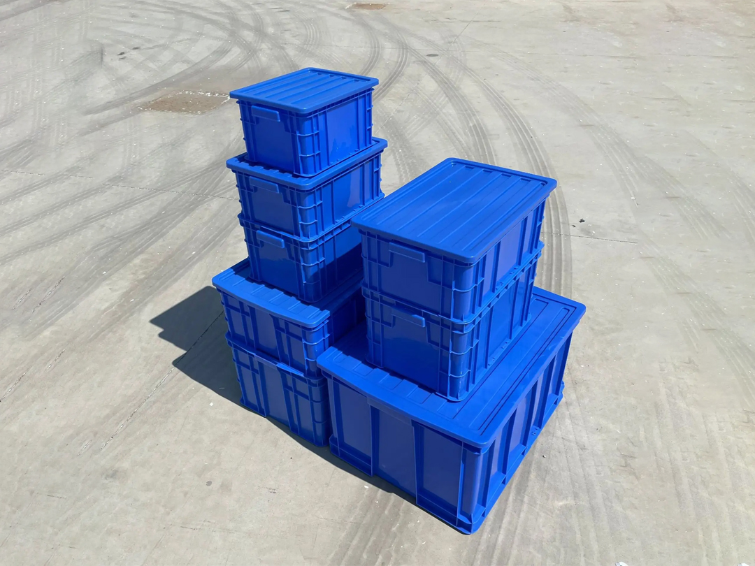 Kotak turnover plastik merevolusi pengiriman Plastic Turnover Box Revolutionizes Shipping