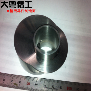 Special shaped eccentric wheel and eccentric sleeve