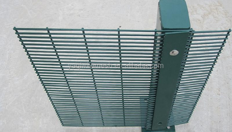 76.2mm*12.7mm anti-climb galvanized/pvc coated welded mesh fence used in army