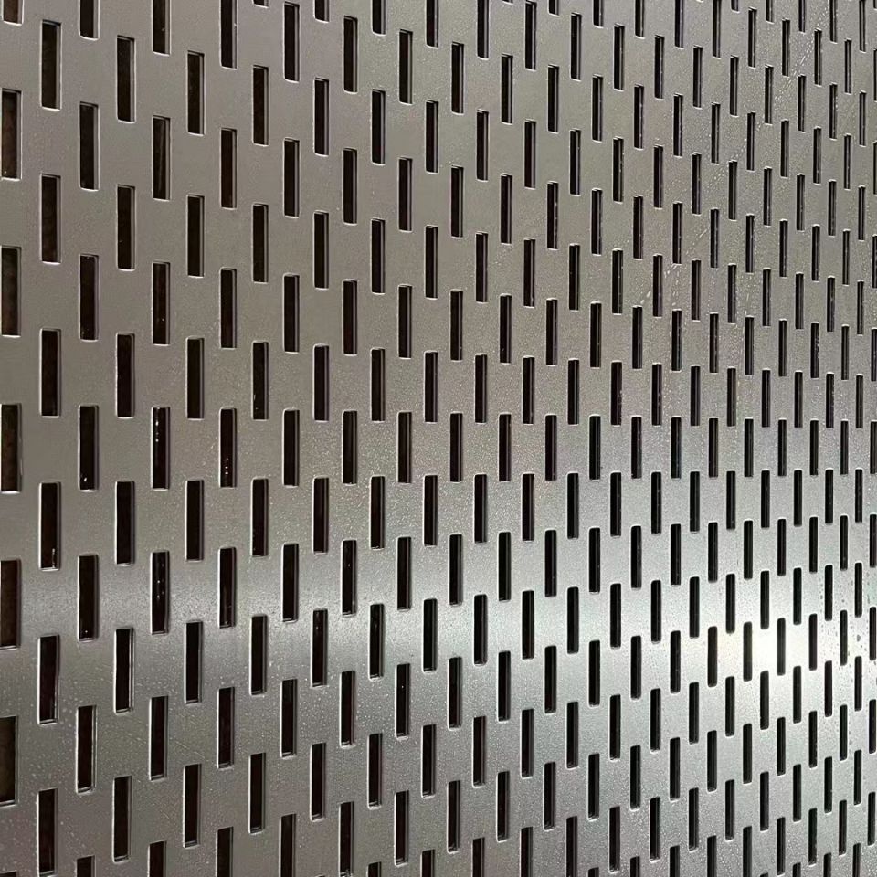 0.8mm Thickness Low Carbon Steel perforated metal mesh sheet punched steel mesh sheet 5mm Hole