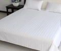 Lenzuolo Flat Hotel Bianco Striped all&#39;ingrosso