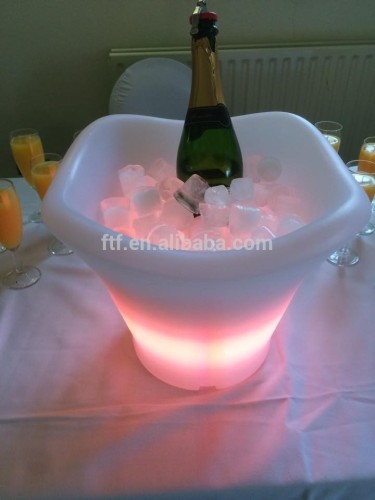 Led ice bucket