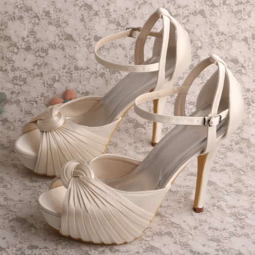 Wedopus Ivory Sandals for Wedding with Platform